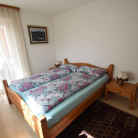 Christina 7 * Arosa