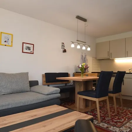 Christina 7 Appartamento Arosa