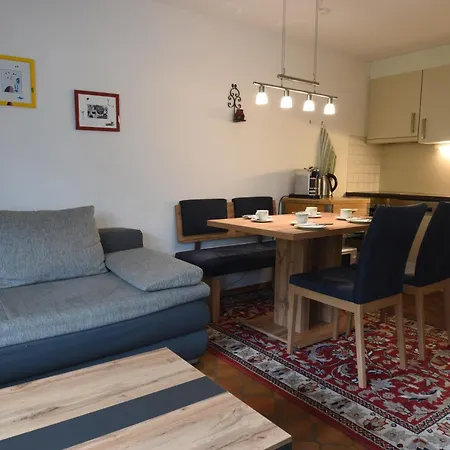 Apartment Christina 7 *
